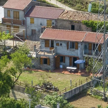 Casale Relax E Tranquillita Сasa de vacaciones *