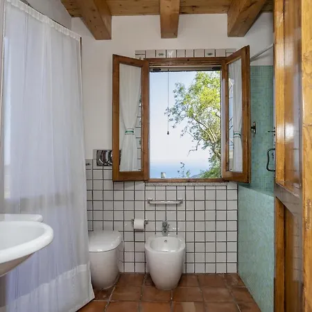 Casale Relax E Tranquillita Дом отдыха Джоиоза-Мареа