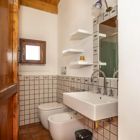Holiday home Casale Relax E Tranquillita Gioiosa Marea